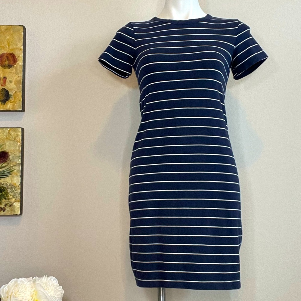 Old Navy T-Shirt Dress Blue with White Stripes Size XS